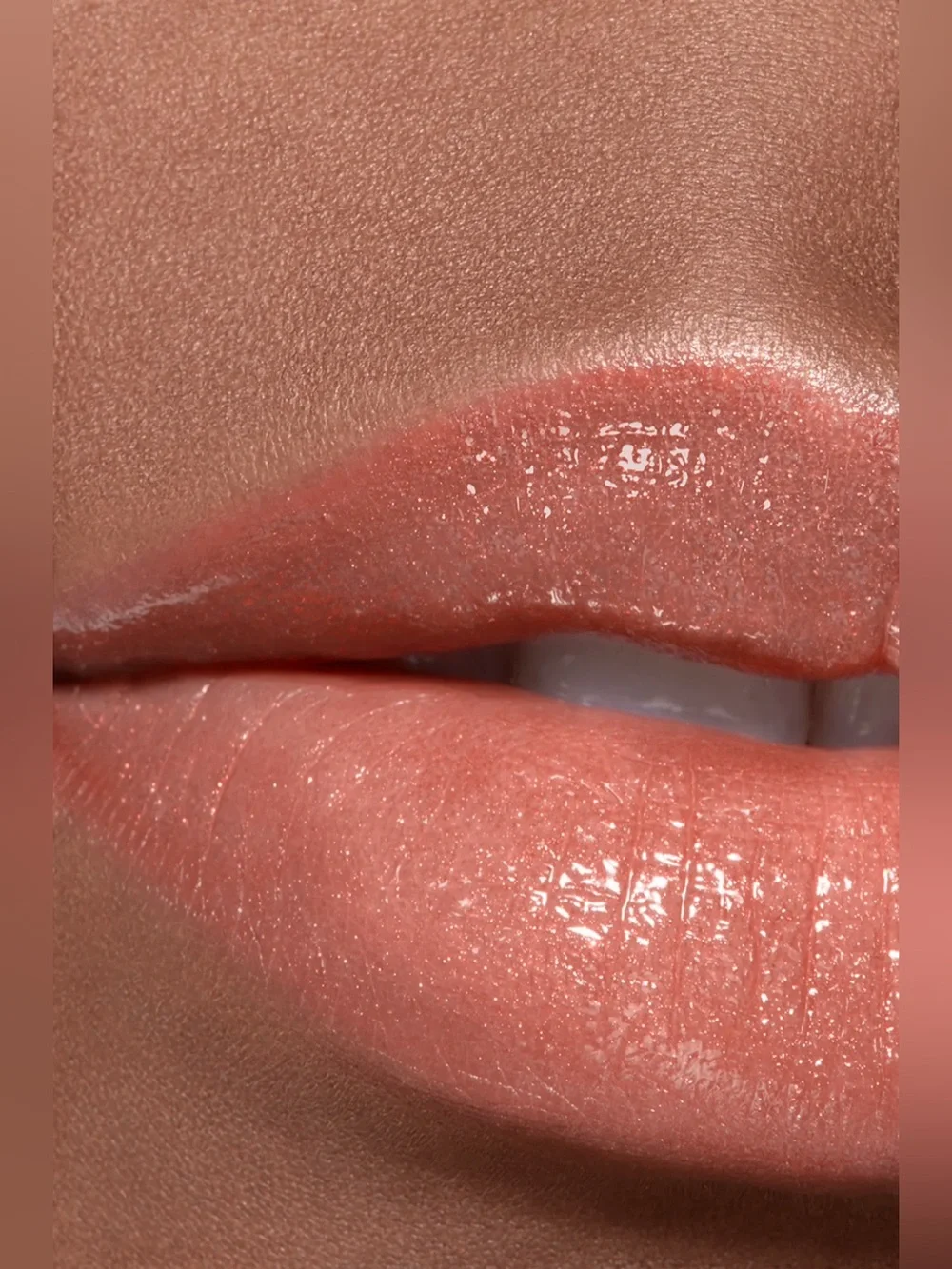 CHANEL ROUGE COCO BAUME SHINE in 752 Honey Bliss full size
